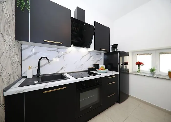 Appartamento “minipalais” In The Heart Of *
