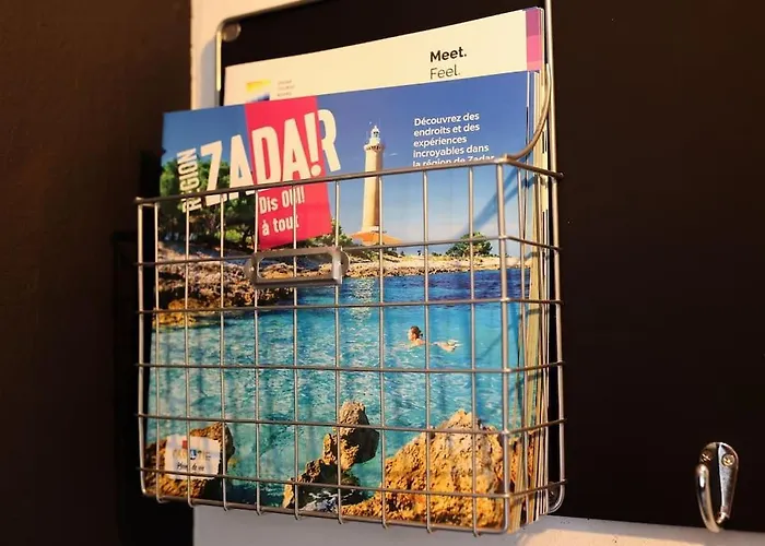 “minipalais” In The Heart Of Appartamento Zara