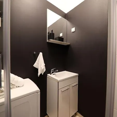 “minipalais” In The Heart Of Apartament *