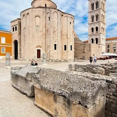 “minipalais” In The Heart Of Appartamento *
